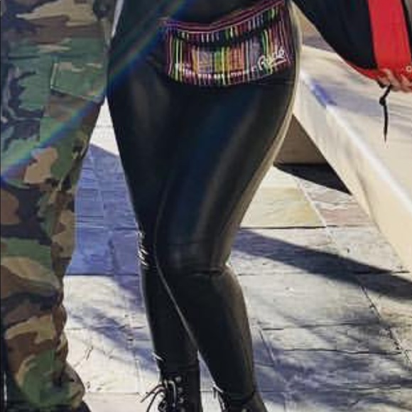 Control Faux Leather Legging - Picture 6 of 6